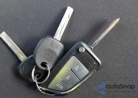 2014 Kia Soul ! from USA, damaged, VIN KNDJX3A54E7702932